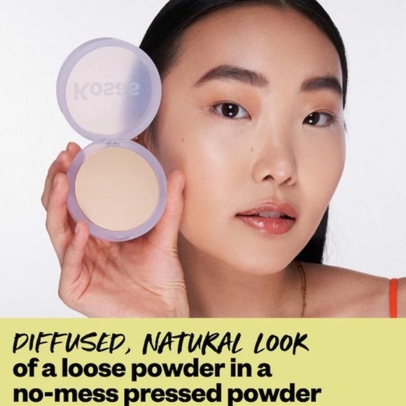 Kosas Cloud Set Setting Powder in Feathery  (Sheer Light-Medium Shade) FULL SIZE - Picture 3 of 11